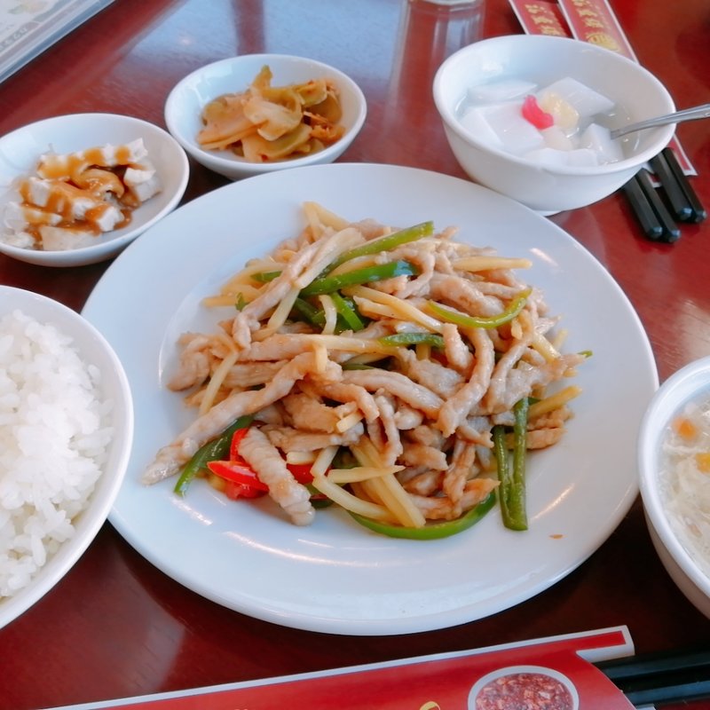 チンジャオロース定食(福満園 小田原店)