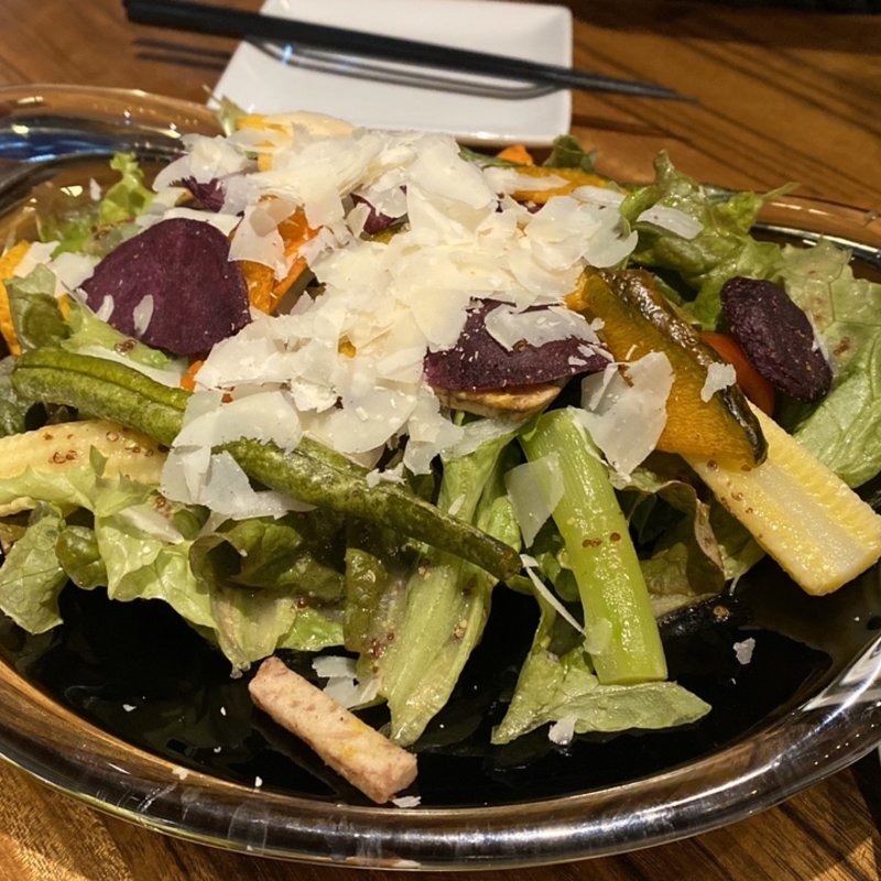 10品目のサラダ(焼き鳥 ショウチャン 恵比寿)
