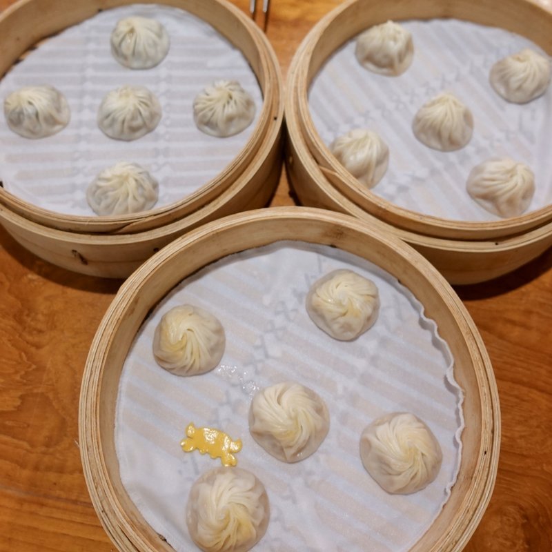 松露小籠包(鼎泰豊 101店 （DIN TAI FUNG/ディンタイフォン）)
