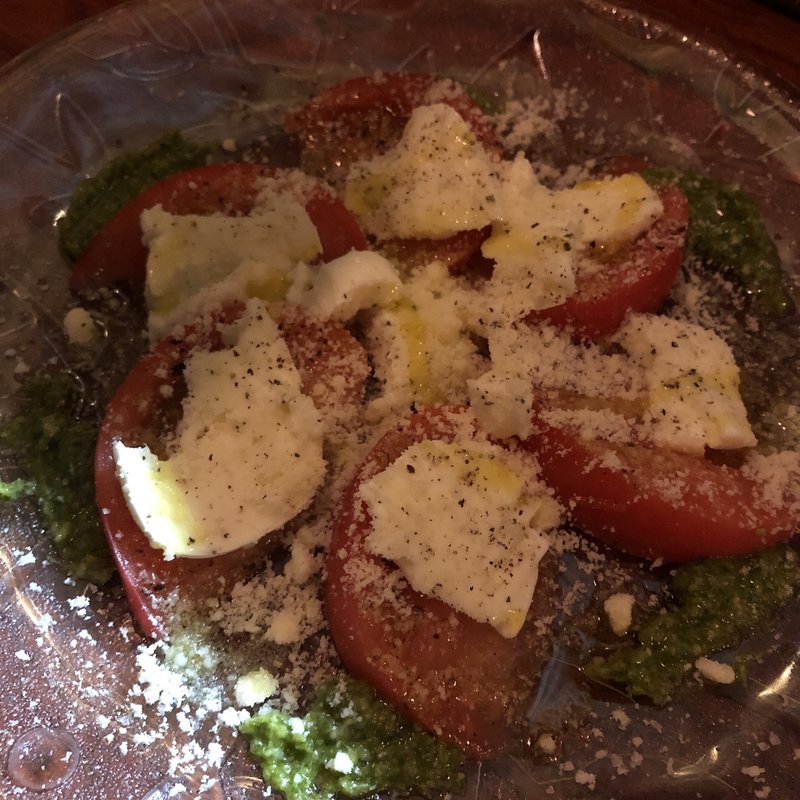 カプレーゼ(牛タン 夏火鉢)