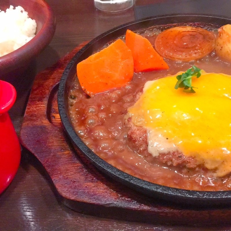 Wチーズハンバーグ(石垣牛 まーさんの家)