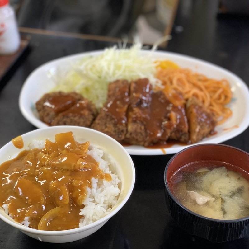 とんかつ定食(とんかつ 一 )