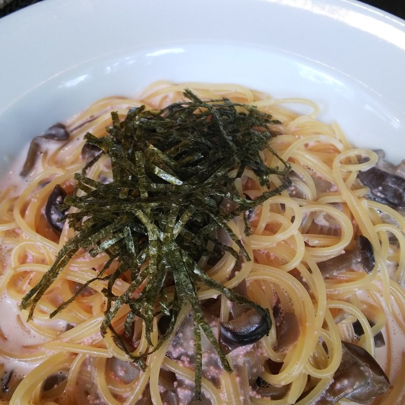 たらことキノコのクリームパスタ(THE CALEDAR)