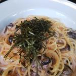 たらことキノコのクリームパスタ(THE CALEDAR)