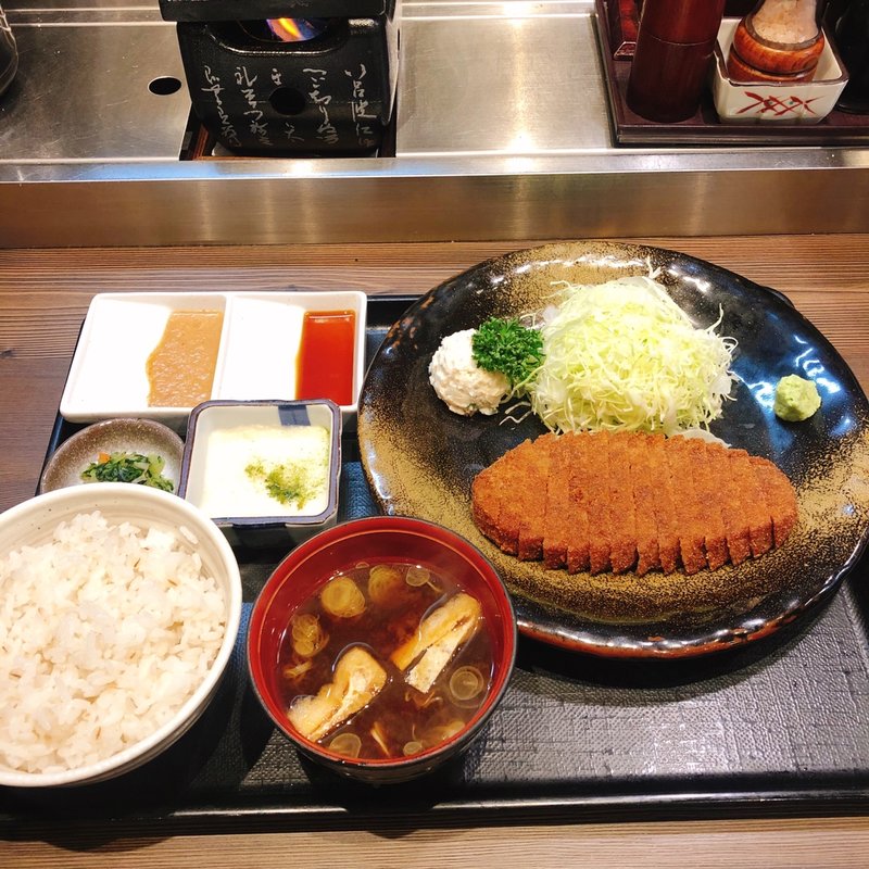 牛カツ麦飯とろろセット 130g(牛かつ もと村 歌舞伎町店 )