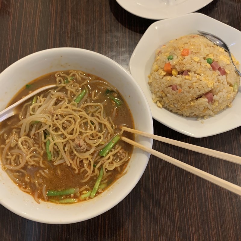 セット（台湾ラーメン&チャーハン）(大福来 （ダイフク）)