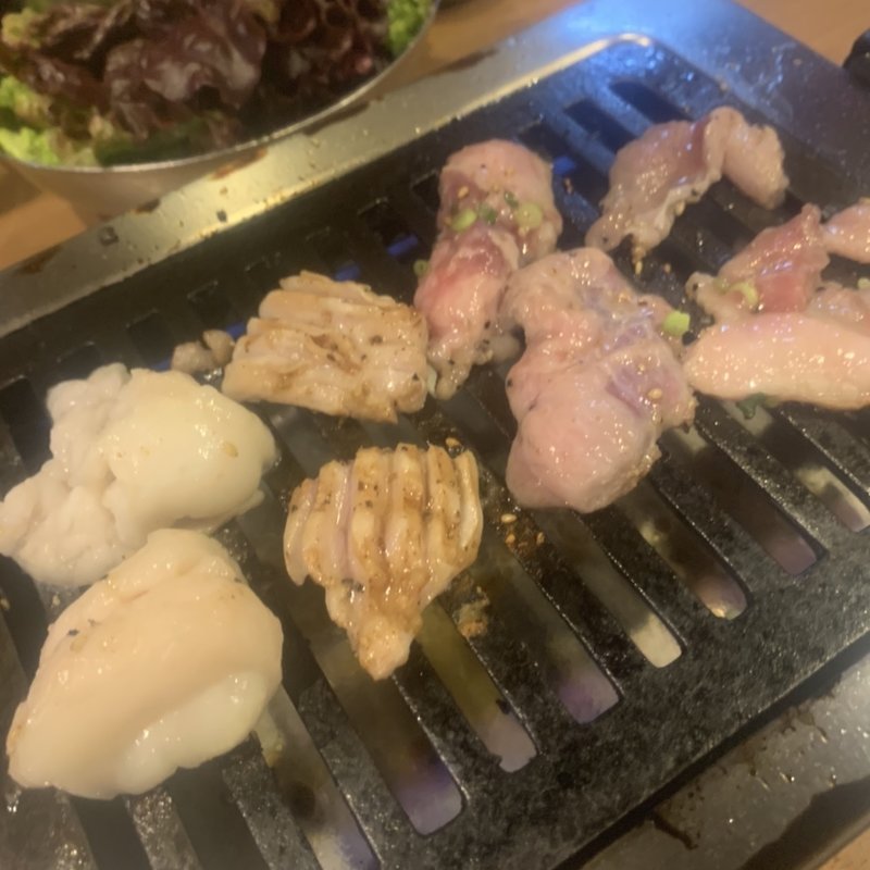 ふたご盛り（やめられないミノホソ塩幻のハラミ角切り牛心）(大阪焼肉・ホルモン ふたご 中目黒別館)