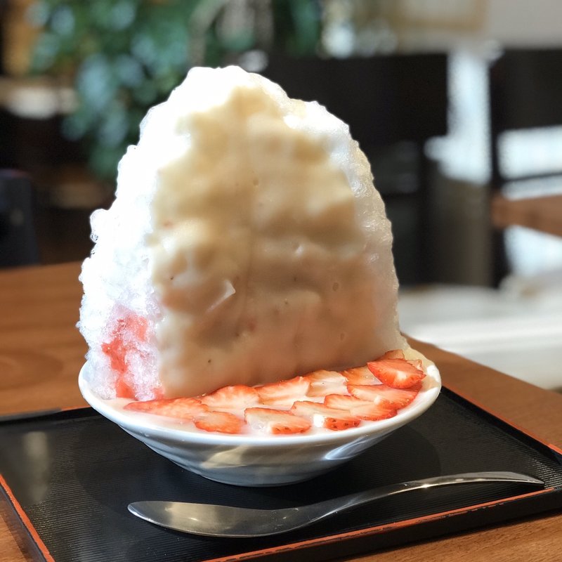 紅ほっぺと生クリーム餡(目白志むら)