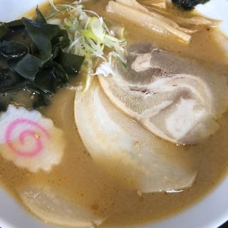 チャーシュー麺(ロクマルラーメン )