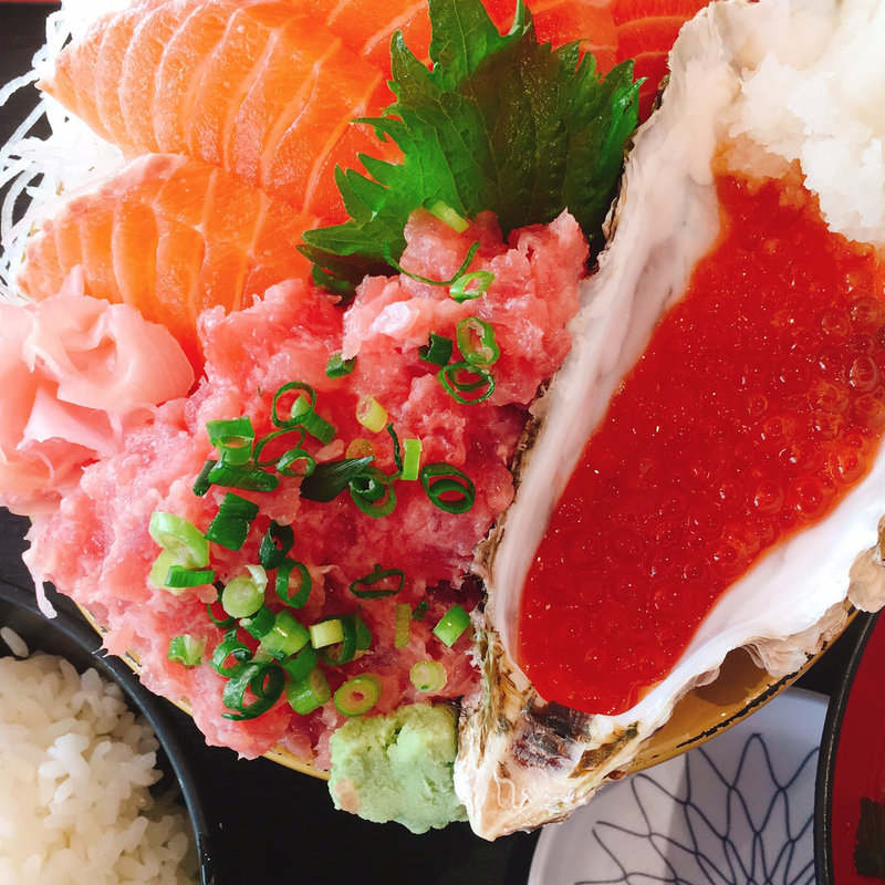 生赤丼 ネギトロプラス(タカマル食堂 セブンパークアリオ柏店)