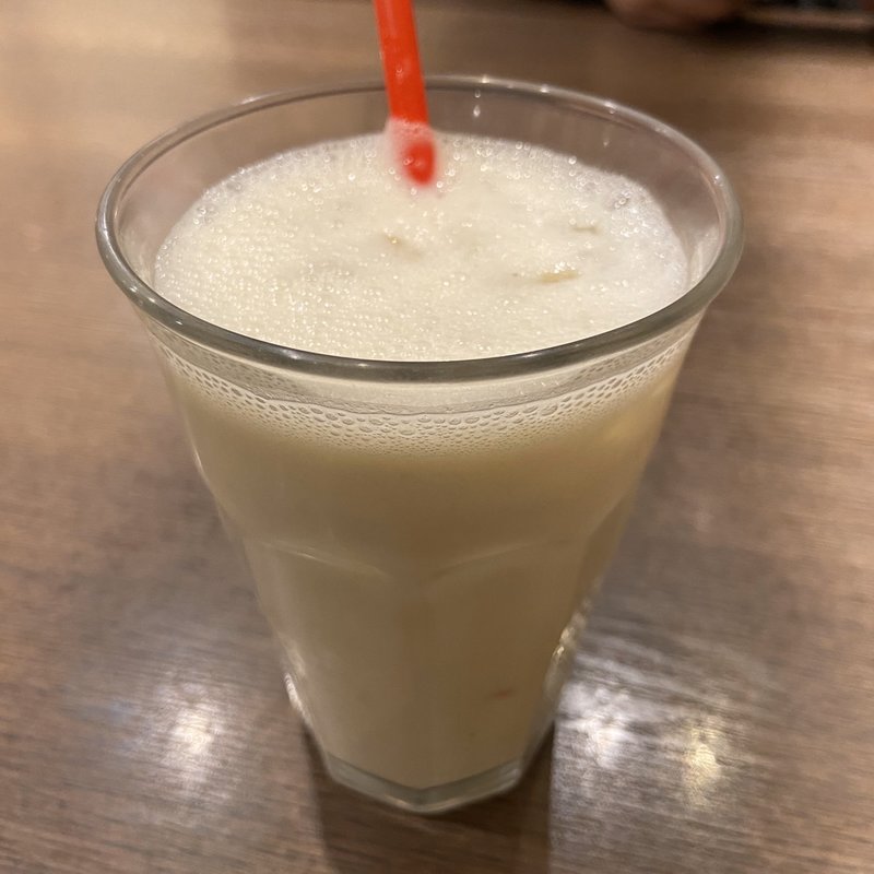 フレッシュバナナラッシー(ソーラスパイストウキョウ 川崎アゼリア店)