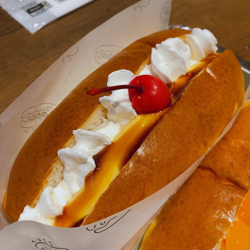 ニコパン（バニラカスタードプリン）(niko and... 神戸ハーバーランドウミエ)