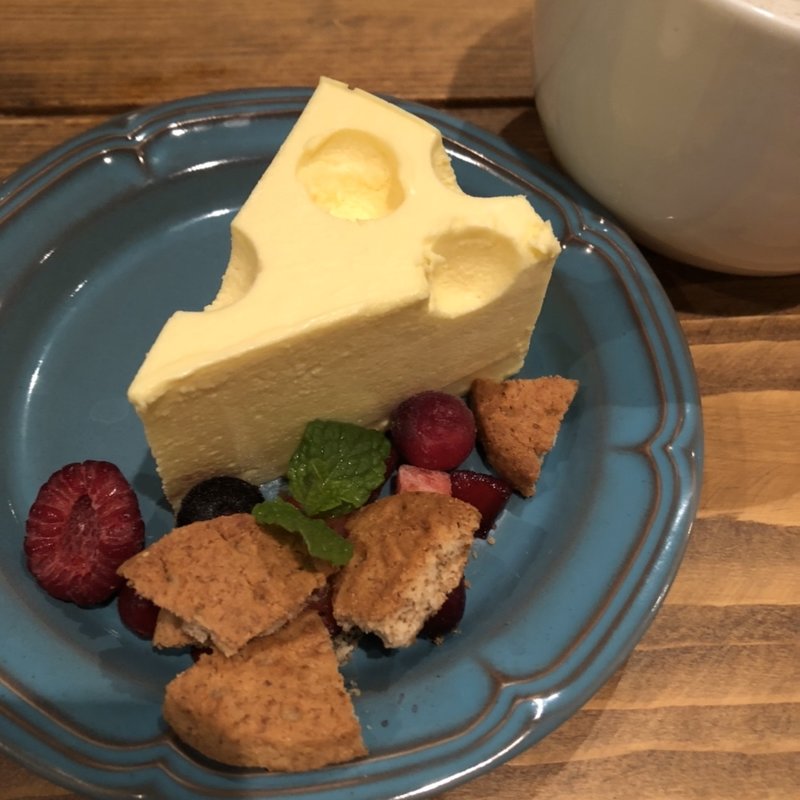 (チーズチーズチーズカフェ)