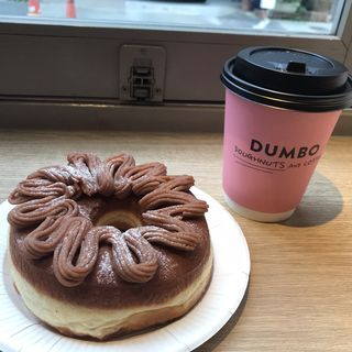 ドーナツ(ダンボ ドーナツ アンド コーヒー)