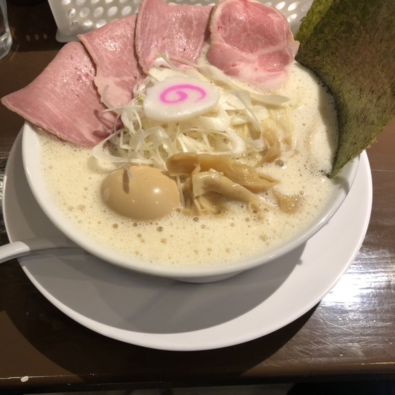 鶏そば　全部のせ　大(鶏そば 啜る)