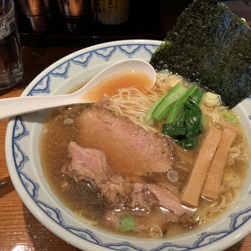 ラーメン(らーめんなるみや)