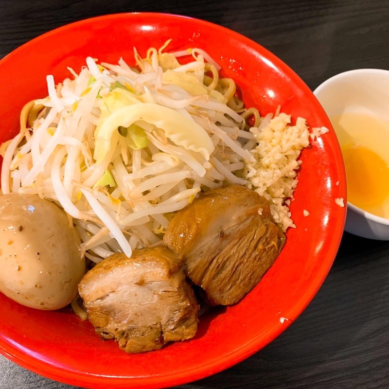 味玉ブタメン(中)(恵比寿ブタメン 早稲田店)