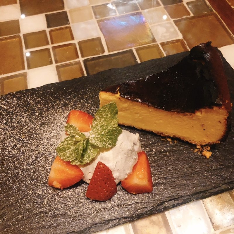 バスクチーズケーキ(サントフエゴ 橋本 （SantoFuego）)