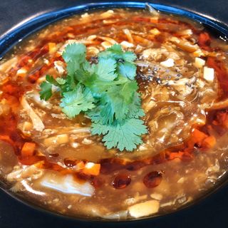 ピリ辛酸辣湯麺(星期菜ヌードル&シノワ)