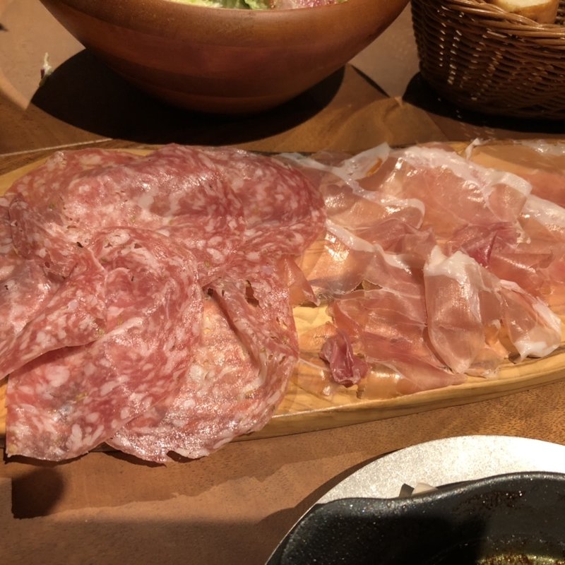 (ミート デリ ニクラウス)