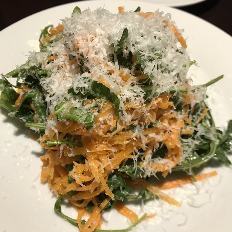 ルッコラと人参のサラダノンナ風(LEGAME)