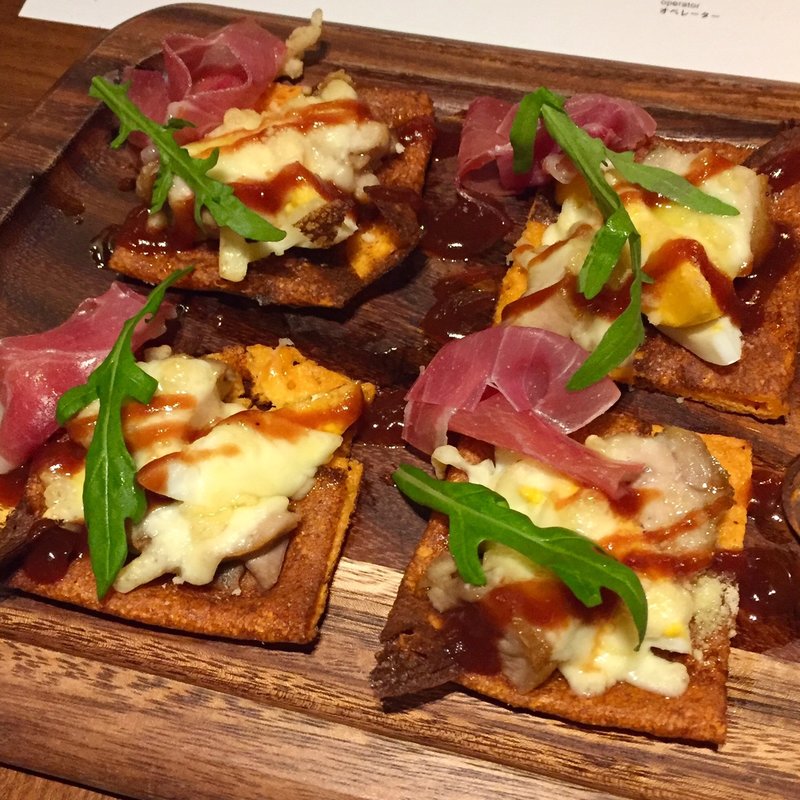 前菜(オン ア ターブル on A TABLE)