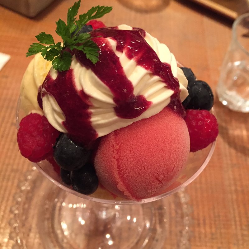 ベリーパフェ(キャンベル・アーリー 博多店)