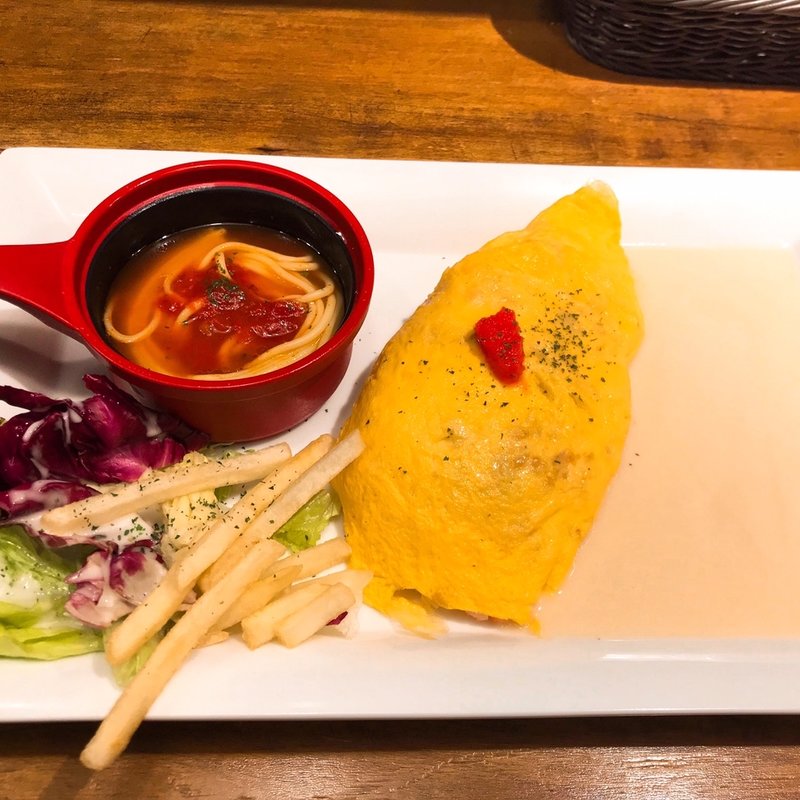 博多明太子クリームオムライス(オムライスLABO)