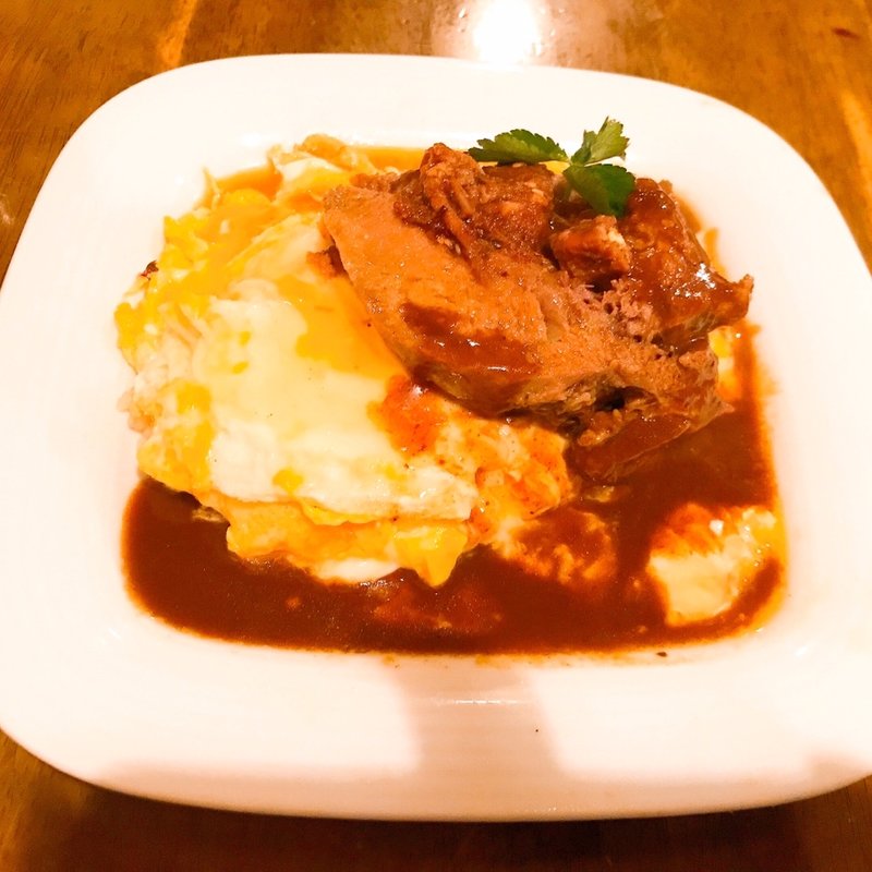 やわらか厚切り牛タンオムライス(チャモロ )