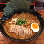 味噌ラーメン油多め味濃いめ海苔トッピング(ひろや)