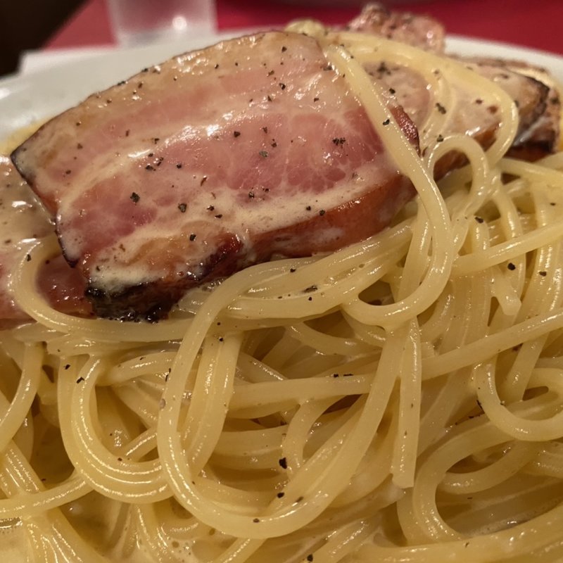 No1人気！厚切りベーコンのカルボナーラ(LA VERDE 有楽町店)