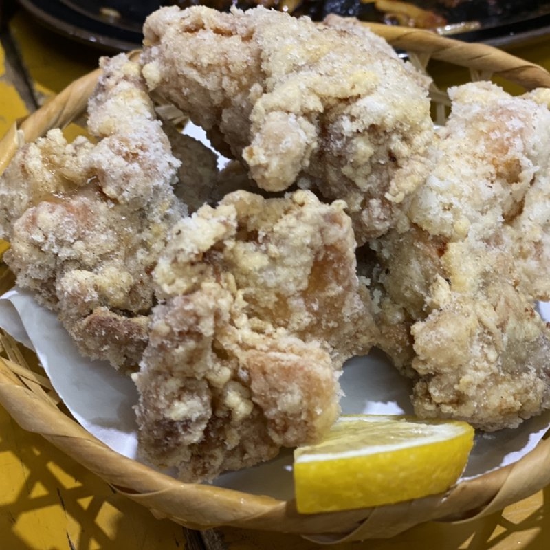 唐揚げ(お好み焼 げん気)