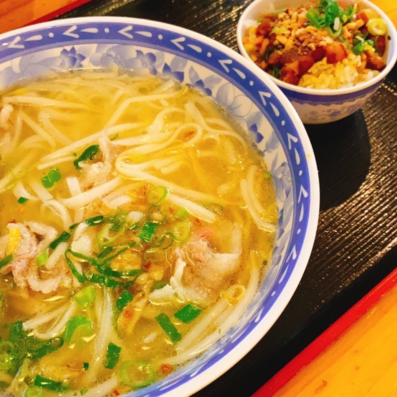 牛肉のフォー＋豚の角煮ご飯(ベトナム酒場　ビアホイ )