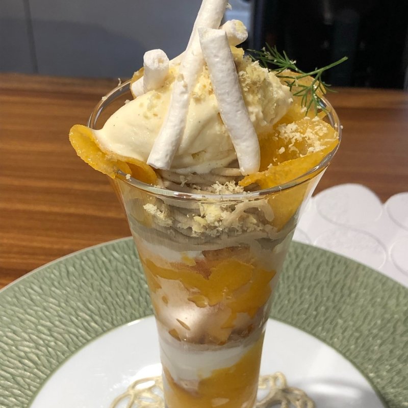 (EMME WINE BAR 表参道)