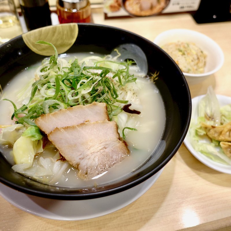 野菜たっぷりチャンポンセット(ラーメン　宝来 )
