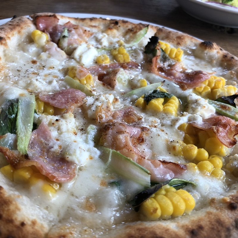 ピザ(マウンティ )