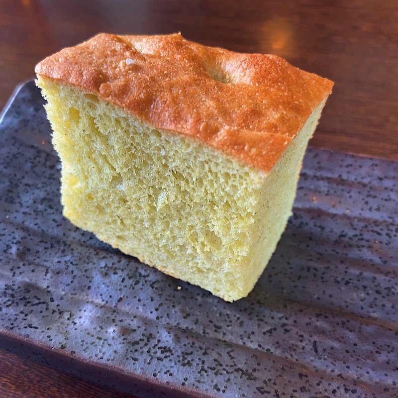 セロリのカンパーニュ(スプラウト・ディ・ゴッチャ （SPROUT di goccia）)