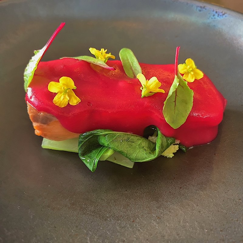 赤富士サーモンと旬野菜のグリル(スプラウト・ディ・ゴッチャ （SPROUT di goccia）)