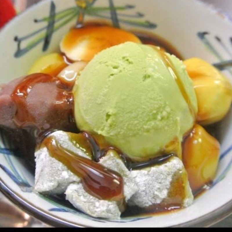 白玉抹茶栗あんみつ(甘味処 みつばち)