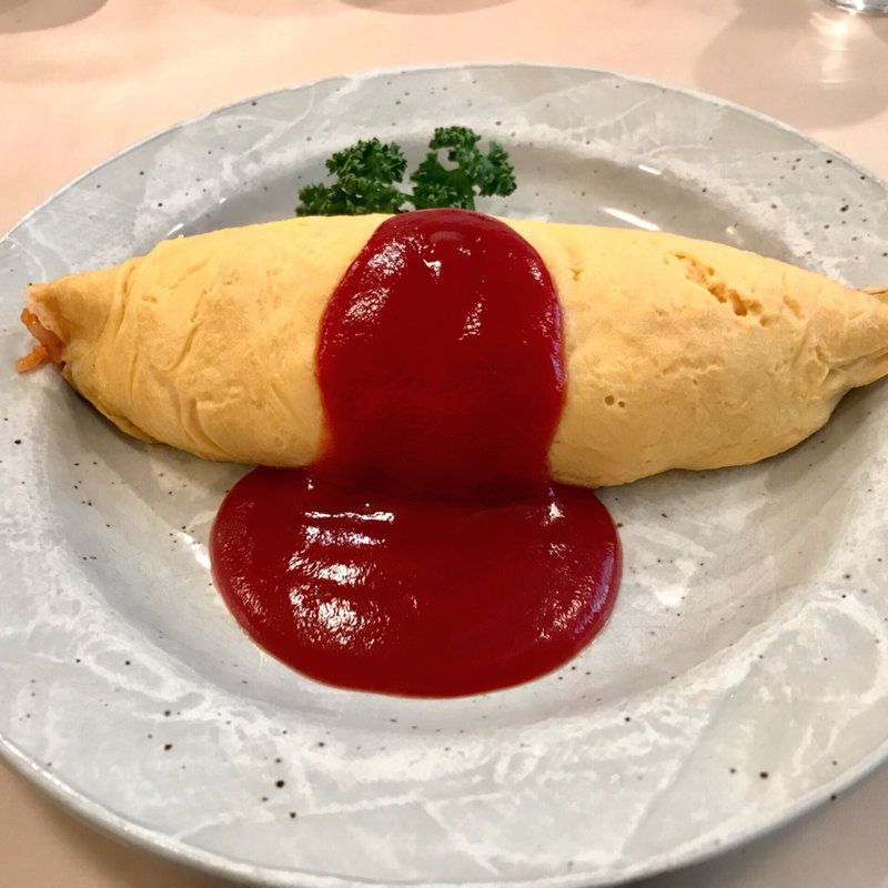 オムライスランチ　トマトケチャップ（カップスープ・ミニサラダ付）(洋食工房・陶花(トウカ))