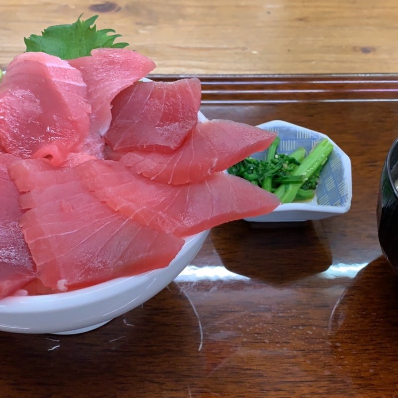 清水港まぐろ丼(みやもと)