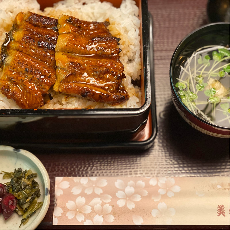 うな丼(吸物付)(美ね寅 )