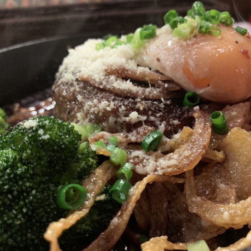 大人のハンバーグ(時たましかやってません)(五感赤羽 小皿イタリアン＆ワイン)