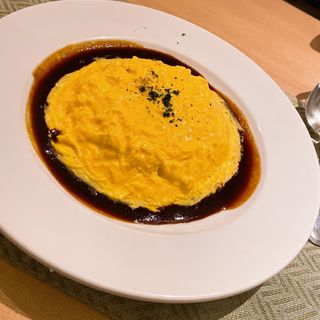 ふわとろオムライス デミグラスソース(京洋食　まつもと )
