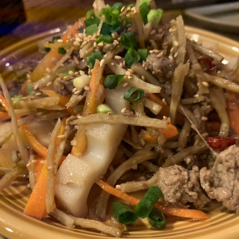 牛すじのきんぴら(五感赤羽 小皿イタリアン＆ワイン)