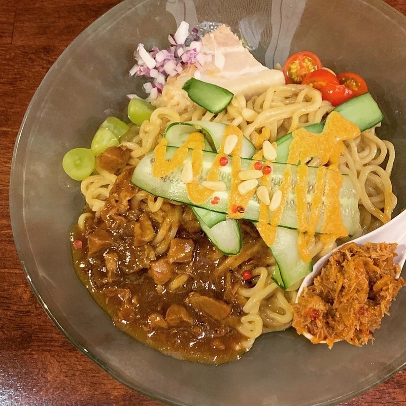 限定　カレー汁なしまぜそば(海老丸らーめん)