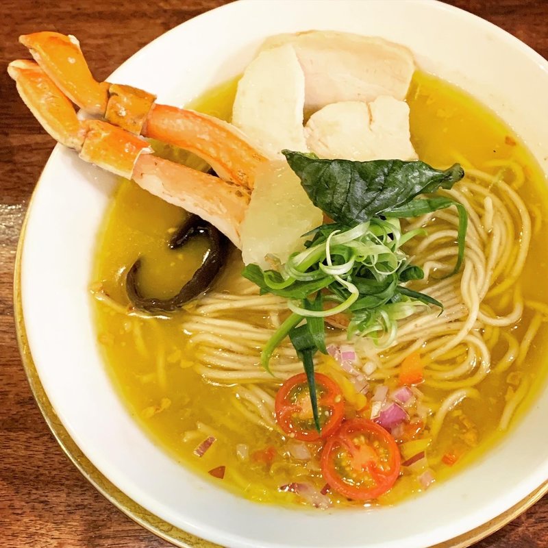 北海道紋別産本ズワイガニらーめん(海老丸らーめん)