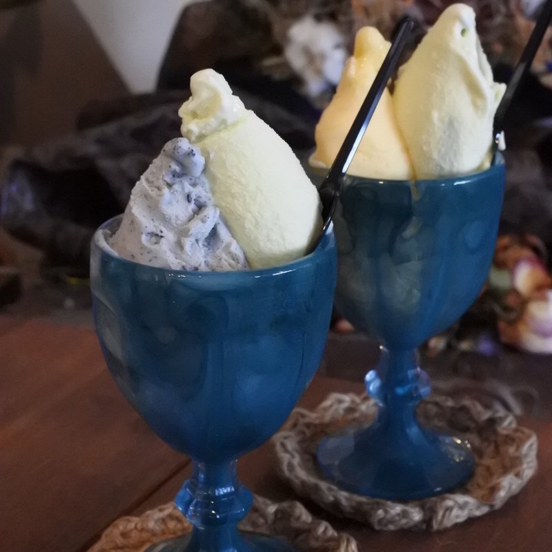 黒ゴマとピスタチオのジェラート(ジェラテリアフィレオ)