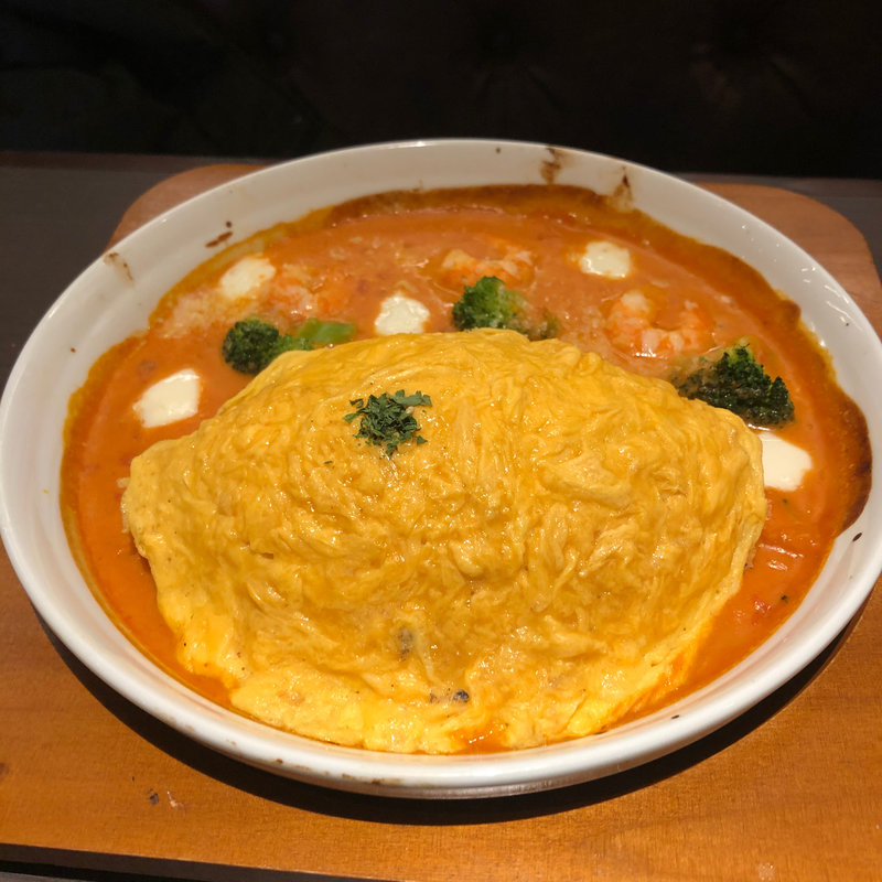 海老とモッツァレラチーズのトマトクリームオムライスドリア(星乃珈琲店 平和台店)