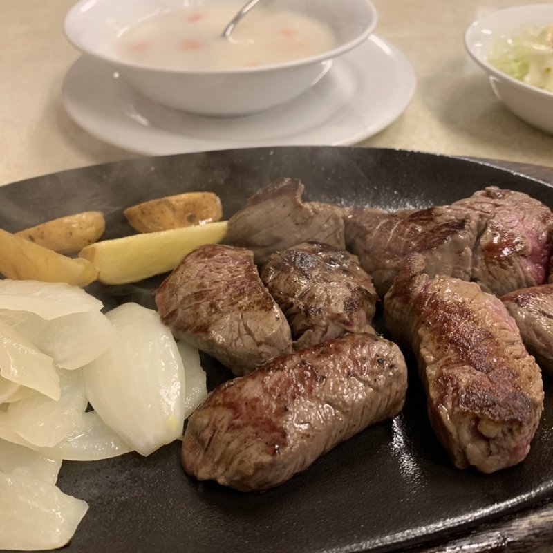 サイコロステーキ(ステーキハウス　ジャッキー)